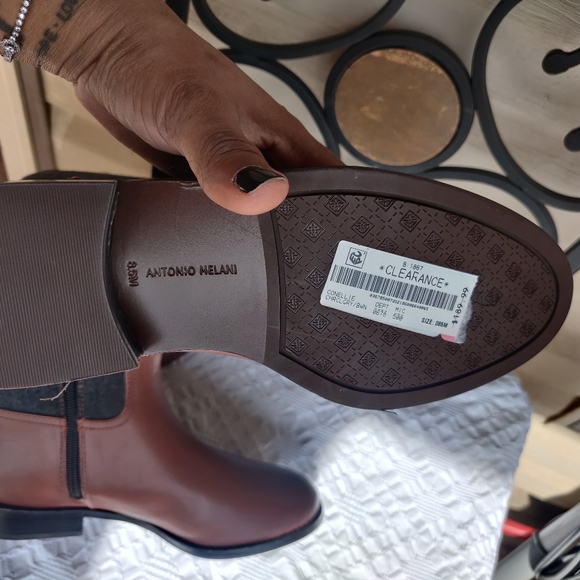 Boot - Picture 2 of 3